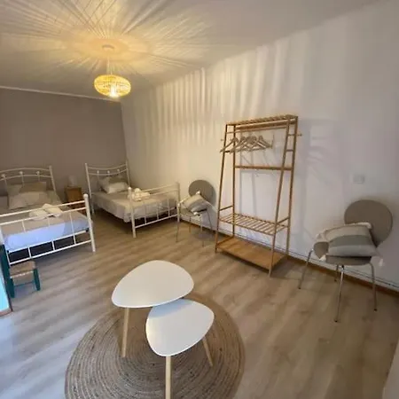 De Lartigue Holiday home