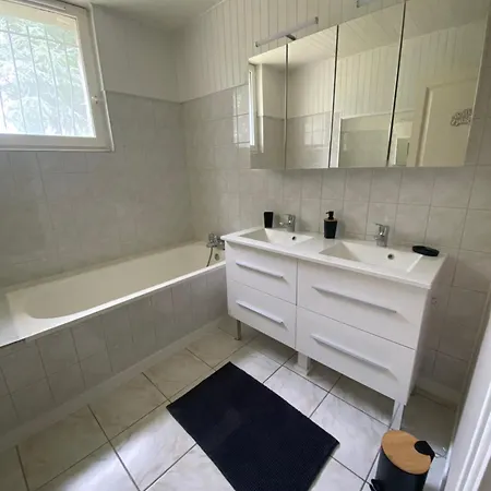 De Lartigue Hébergement de vacances *